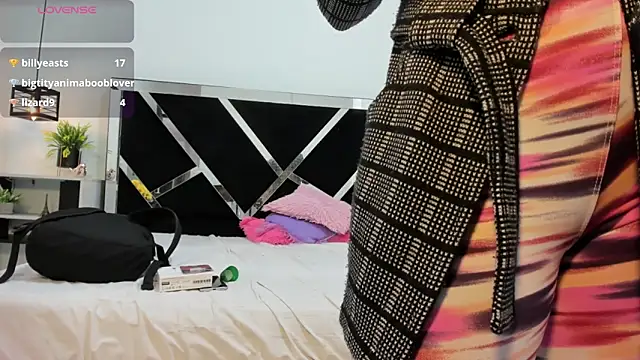 Annyrosee online show from March 1, 8:21 pm