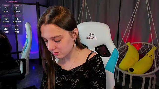 kaisajenner online show from December 16, 8:36 pm