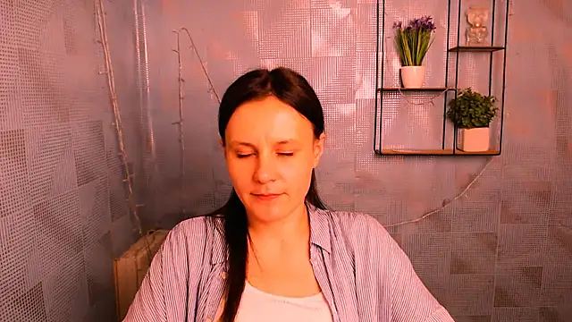 Snapshot of ValeriaHeart_ chatting on February 4, 12:44 pm ValeriaHeart online show from February 4, 12:44 pm