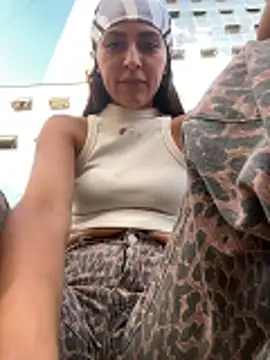 Sofiadelacruz online show from May 6, 10:04 pm