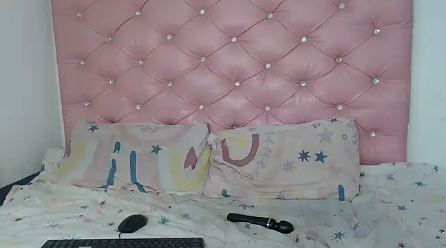 Snapshot of NikkyDangerr chatting on February 13, 12:46 am NikkyDangerr online show from February 13, 12:46 am