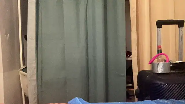 shineofcrazy online show from November 6, 1:17 am