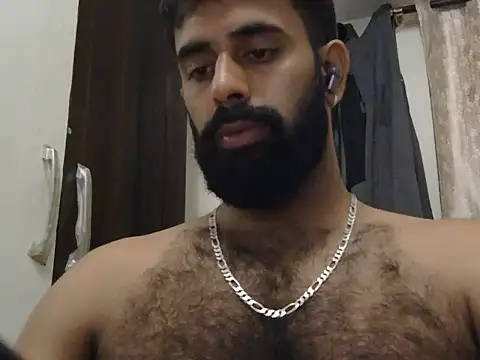 Snapshot of indianhairybull chatting on June 3, 4:04 am indianhairybull online show from June 3, 4:04 am