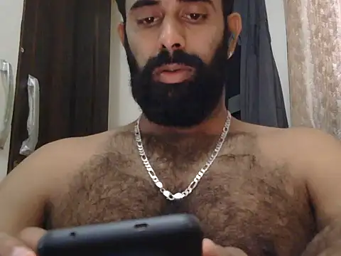 Snapshot of indianhairybull chatting on June 15, 5:53 am indianhairybull online show from June 15, 5:53 am