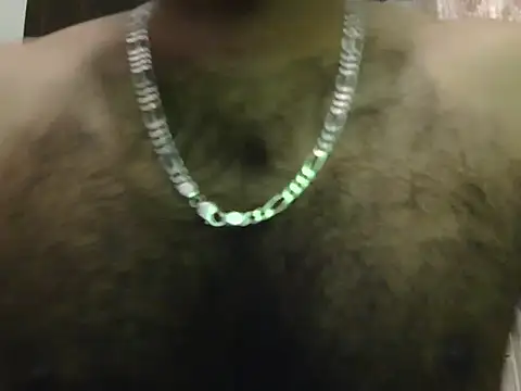Snapshot of indianhairybull chatting on June 19, 4:17 am indianhairybull online show from June 19, 4:17 am