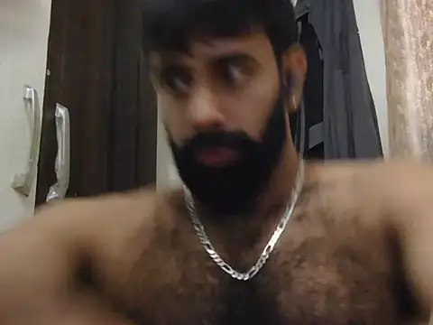 Snapshot of indianhairybull chatting on July 5, 4:52 am indianhairybull online show from July 5, 4:52 am