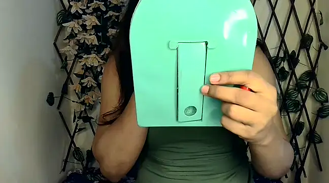 Snapshot of PAYAL_SONI_ chatting on February 20, 6:02 pm PAYAL SONI online show from February 20, 6:02 pm