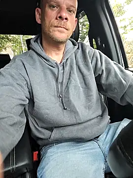 Snapshot of Boss5989 chatting on September 17, 11:56 am Boss5989 online show from September 17, 11:56 am