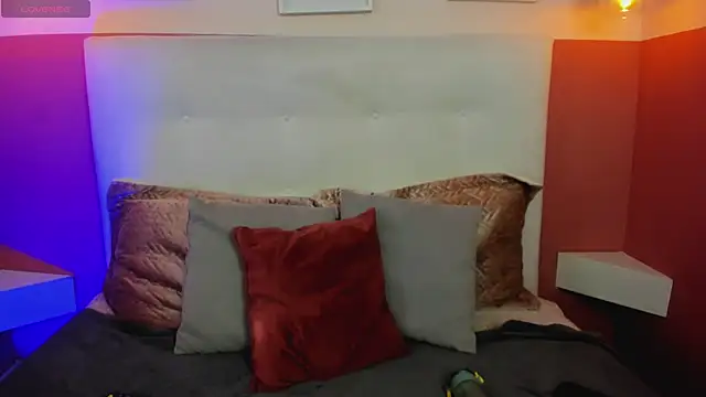 Snapshot of kattarina_ chatting on February 28, 12:42 pm kattarina online show from February 28, 12:42 pm