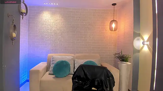 BeccaBaxter online show from February 23, 12:02 pm