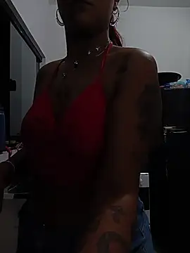 Pantaneirasexy online show from August 1, 11:58 pm
