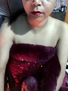 Snapshot of Babybird chatting on December 4, 5:10 pm Babybird online show from December 4, 5:10 pm