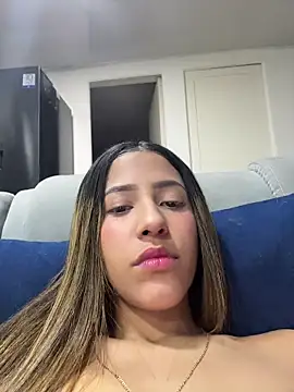 vicky bass online show from November 8, 3:07 am