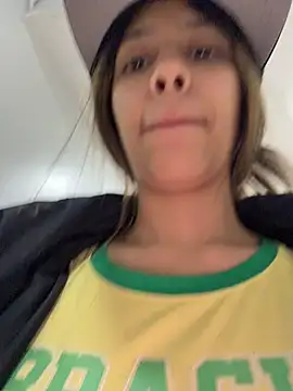 vicky bass online show from November 20, 9:03 pm