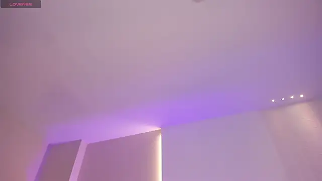 AmaiaHaywood online show from December 20, 8:05 pm