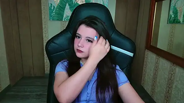 Snapshot of Pauline_Heaven chatting on September 16, 10:27 am Pauline Heaven online show from September 16, 10:27 am