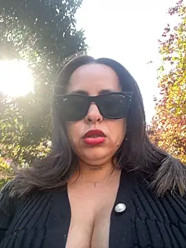 laarti online show from October 1, 11:38 am