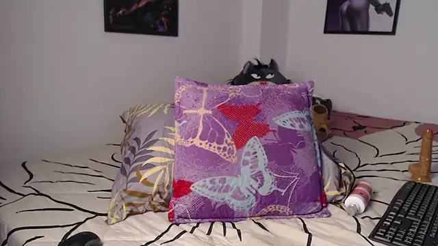 ariana sweet87 online show from March 1, 11:47 pm