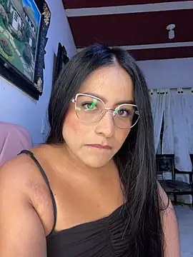 lamaravilla 08 online show from March 6, 4:41 am