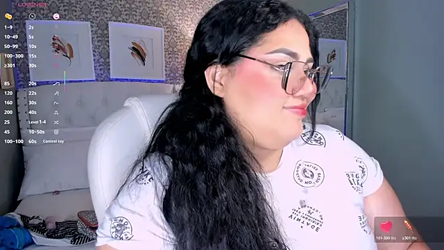  michel bbw online show from August 4, 3:32 am