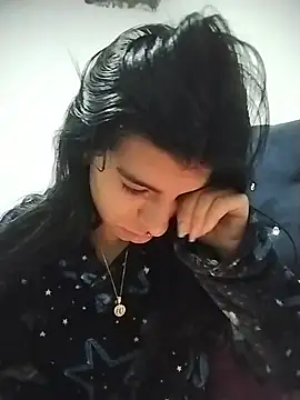 Ariell Kieran online show from July 12, 3:41 am