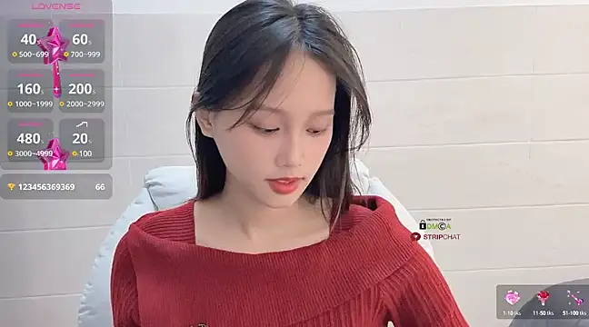 xunian71O online show from February 13, 3:56 pm