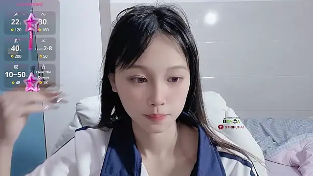 xunian71O online show from February 25, 5:19 am