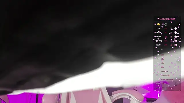 Snapshot of whiteatenea chatting on February 13, 7:45 am whiteatenea online show from February 13, 7:45 am