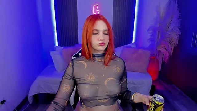 Snapshot of whiteatenea chatting on November 10, 4:22 am whiteatenea online show from November 10, 4:22 am