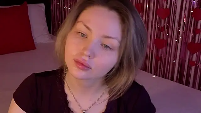 Snapshot of Lora_Rosee chatting on May 29, 2:26 pm Lora Rosee online show from May 29, 2:26 pm