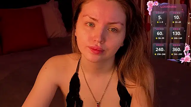 Lora Rosee online show from June 26, 2:32 pm