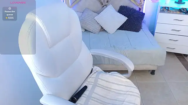 Snapshot of Alexaamoon_ chatting on March 11, 8:31 pm Alexaamoon online show from March 11, 8:31 pm