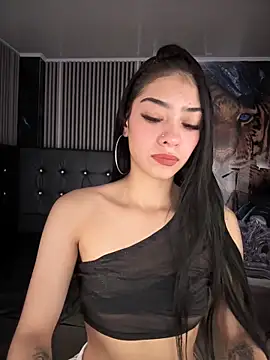 TayylorSexx online show from December 17, 5:24 am