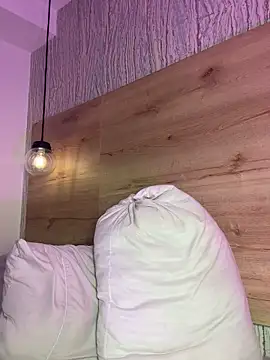 bella lovers  online show from November 14, 3:16 am