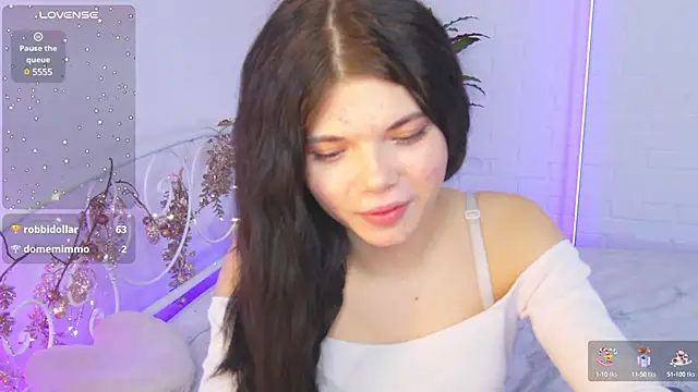 Snapshot of Maytaai chatting on February 8, 12:06 am Maytaai online show from February 8, 12:06 am