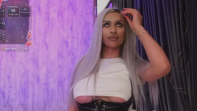 Snapshot of KarlaBart chatting on February 1, 8:07 pm KarlaBart online show from February 1, 8:07 pm