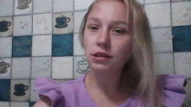 Snapshot of Anna_wey chatting on October 24, 6:37 pm Anna wey online show from October 24, 6:37 pm