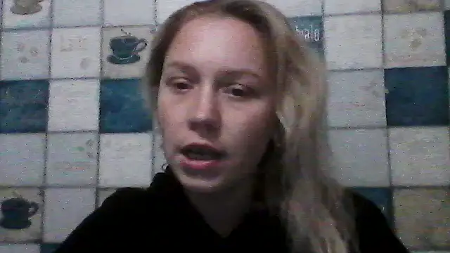 Snapshot of Anna_wey chatting on November 12, 5:46 pm Anna wey online show from November 12, 5:46 pm
