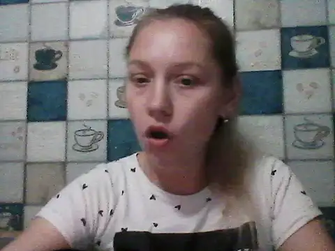 Snapshot of Anna_wey chatting on November 21, 6:17 pm Anna wey online show from November 21, 6:17 pm