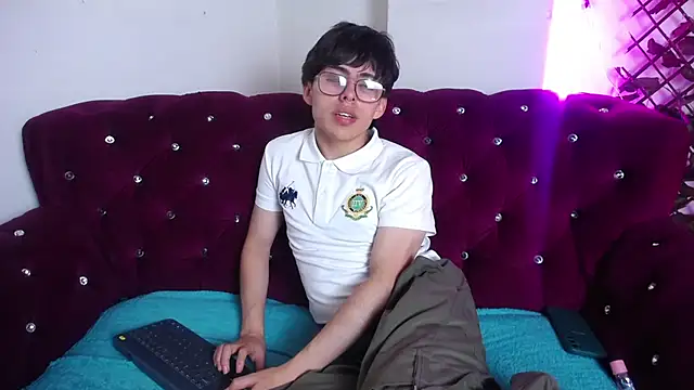 PepperTwink online show from February 19, 1:28 pm