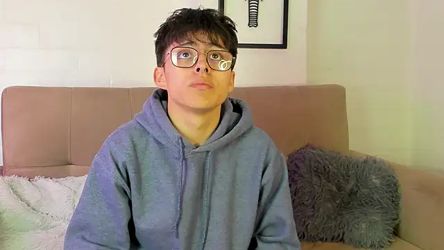 PepperTwink online show from March 7, 12:45 pm