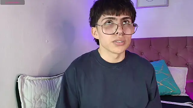 PepperTwink online show from October 13, 4:29 pm