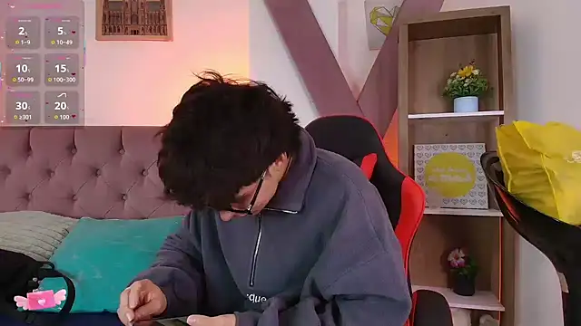 PepperTwink online show from February 17, 4:46 pm