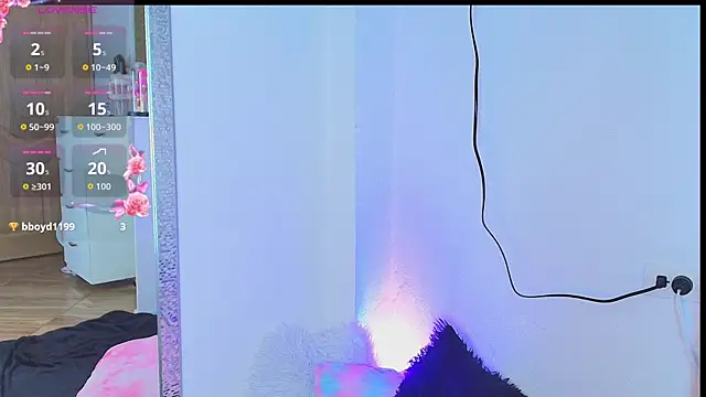 maddie 18 online show from November 8, 12:22 am