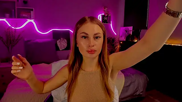 AnitaLamb online show from February 6, 8:07 am