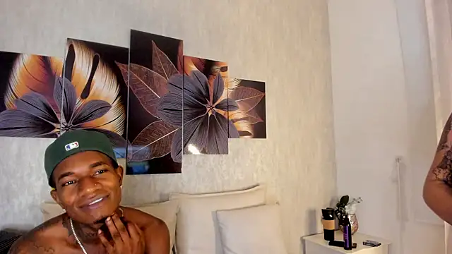 Juanita Harold online show from February 15, 6:33 am