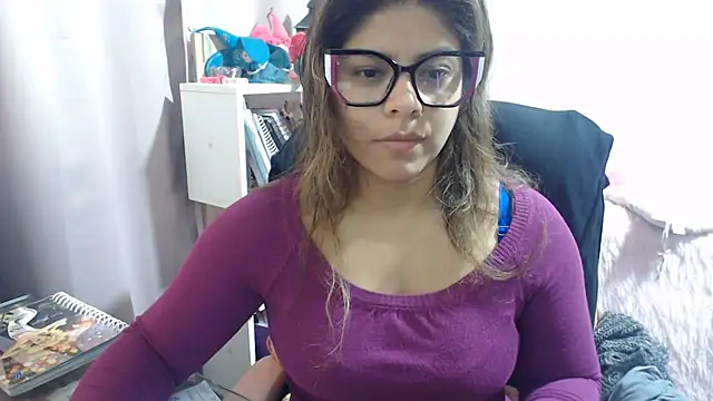Snapshot of KatteAngelLat chatting on July 7, 12:57 am KatteAngelLat online show from July 7, 12:57 am