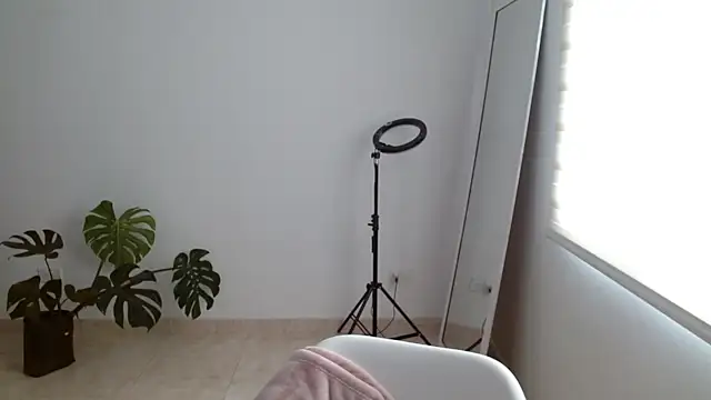 ggor4w33 online show from February 2, 7:25 pm