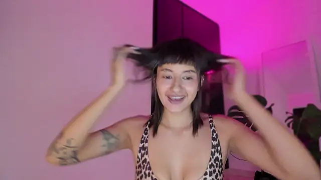 ggor4w33 online show from February 24, 10:46 am