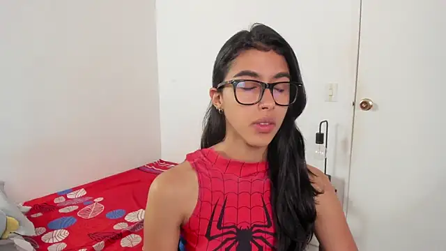 Mazikeen  18 online show from June 15, 1:57 pm
